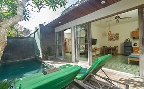 Sari Dana Villas